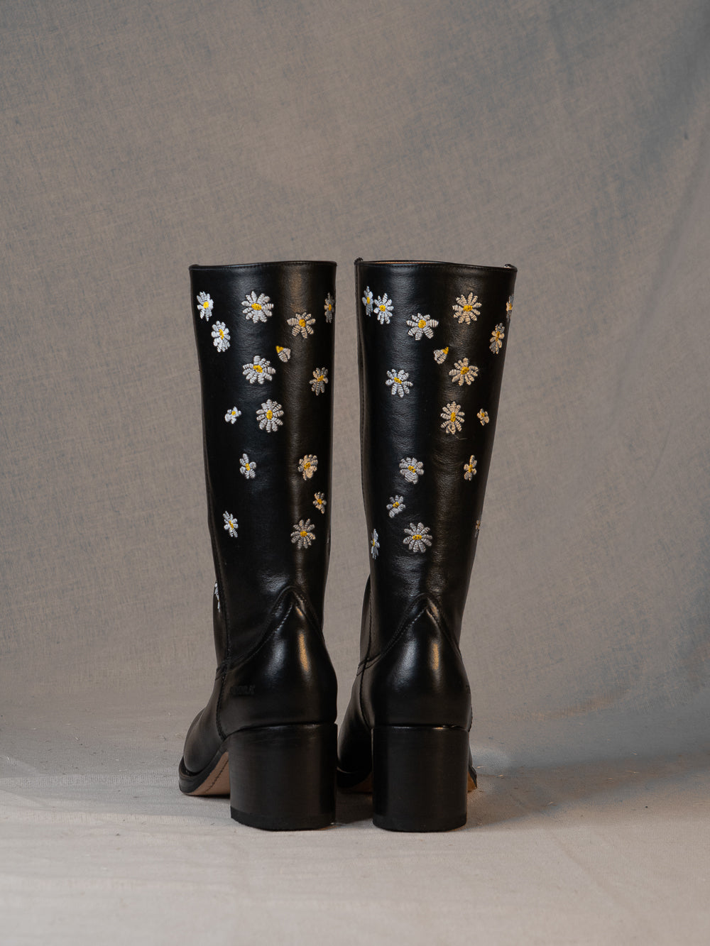 Sendra daisy boots black