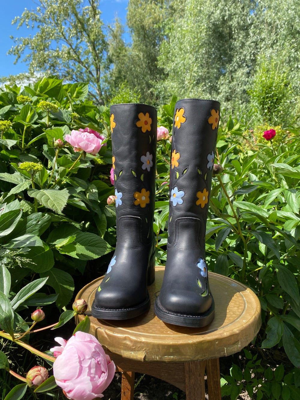 Flower Boots Black Mat
